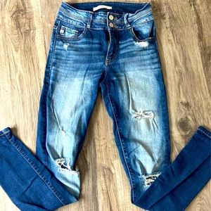 KanCan distressed skinny jeans